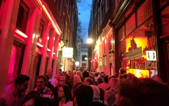 Amsterdam Makes Big Changes to Red Light District