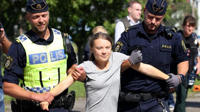 Greta Thunberg defiant after court fines her: "We cannot save the world by playing by the rules"