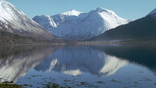 3 hikers found dead after not returning from one of the narrowest ridge crests in Britain