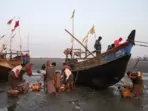 At least 17 killed after boat carrying Rohingya refugees breaks up off Myanmar