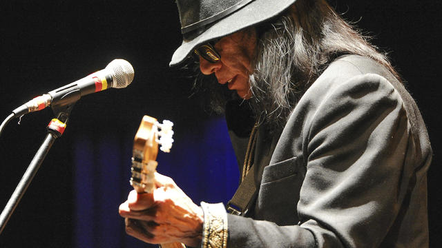 Sixto Rodriguez, singer who was subject of "Searching for Sugarman" documentary, dies at 81