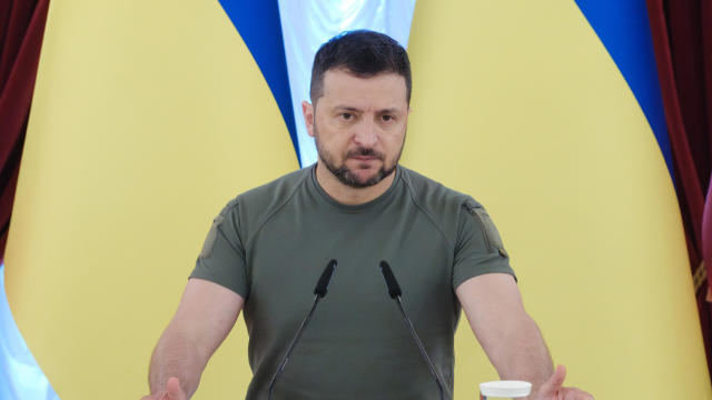 Zelenskyy fires Ukrainian military conscription officials in anti-corruption drive