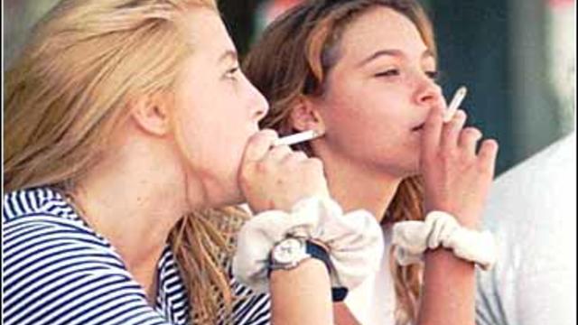 Teenage smokers have different brains than non-smoking teens, study suggests