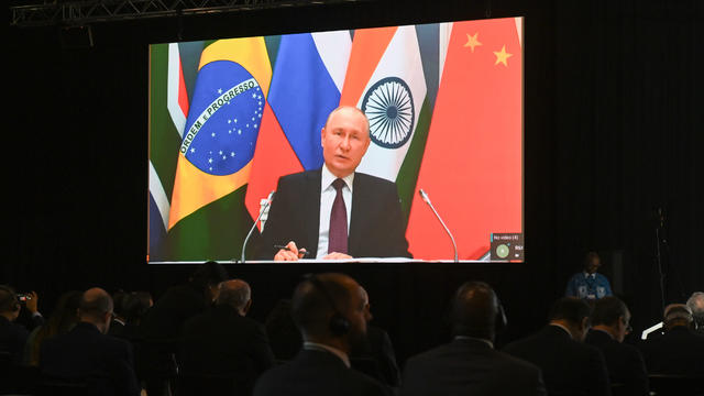 Iran, Saudi Arabia and Egypt among 6 nations to join China and Russia in BRICS economic bloc