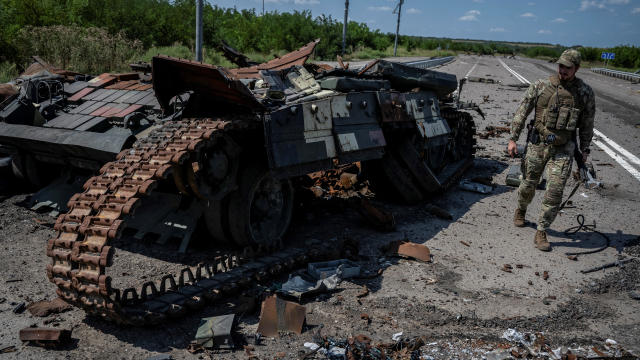 Ukraine breaches Russia's defenses to retake Robotyne as counteroffensive pushes painstakingly forward