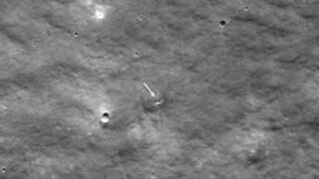 Russia moon probe crash likely left 33-foot-wide crater on the lunar surface, NASA images show