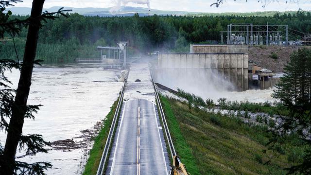 Wet summer grants big cities in hydro-powered Norway 2 days of free electricity