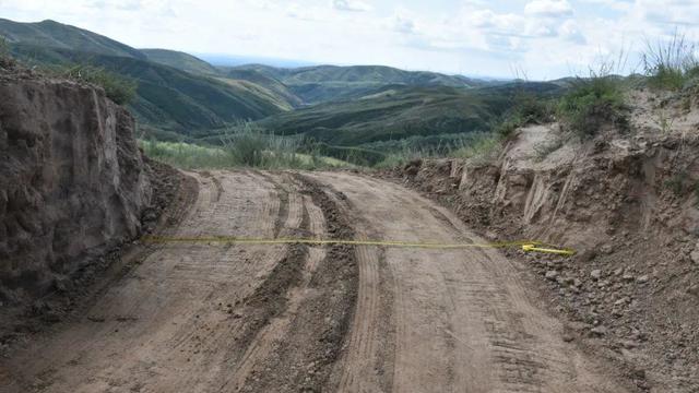 Great Wall of China damaged by workers allegedly looking for shortcut for their excavator