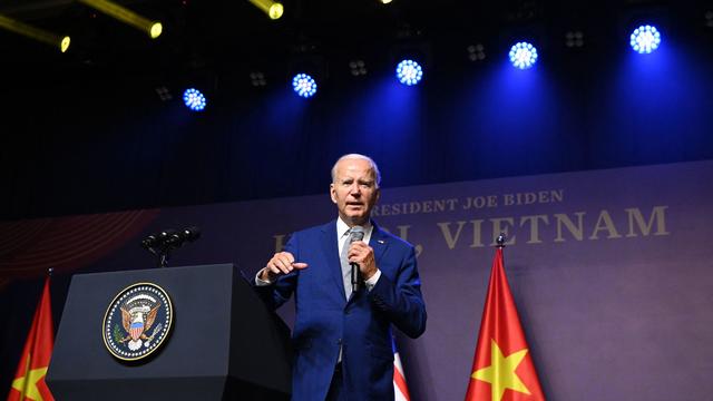 Biden calls for stability in U.S.-China relationship: "I don't want to contain China"