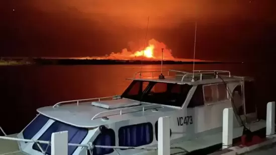 Floods threaten rural homes in eastern Australia after recent bushfires