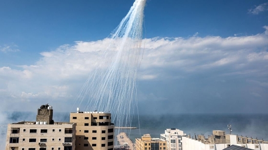 Israel used white phosphorus in Gaza, Lebanon: Human Rights Watch