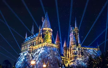 Universal Studios Hollywood Begins Holiday Programming November 24