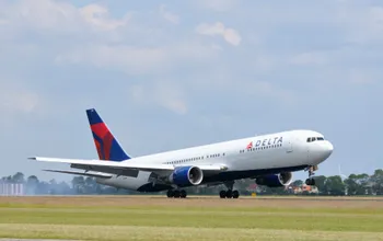 Delta Air Lines Cancels More Flights Between US and Israel Amid Hamas War