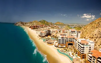 Stay and Play at These Los Cabos Hotels