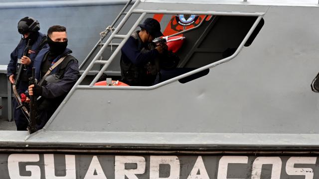 "Spidermen" narcos use ropes in Ecuador's biggest port to hide drugs on ships bound for the U.S. and Europe