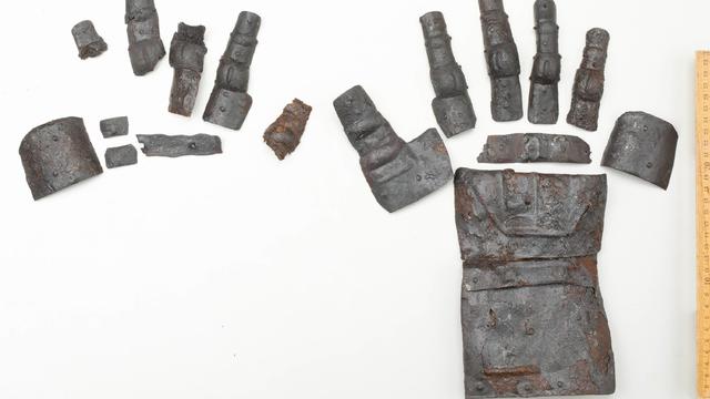 Archaeologists unearth rare 14th-century armor near Swiss castle: "Sensational find"