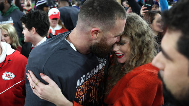 Taylor Swift attends Kansas City Chiefs, Baltimore Ravens AFC championship game