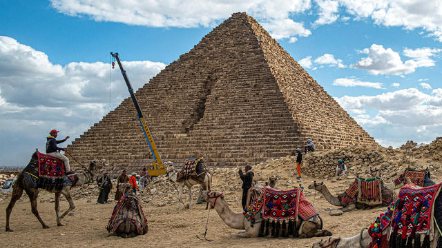 Team planning to rebuild outside of King Menkaure's pyramid in Egypt told "it's an impossible project"