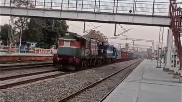 Runaway train speeds 43 miles down tracks in India without a driver