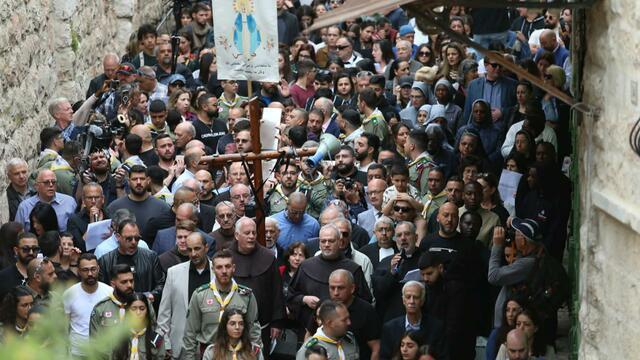 Christians in Jerusalem cautiously celebrate Easter amid Israel-Hamas war