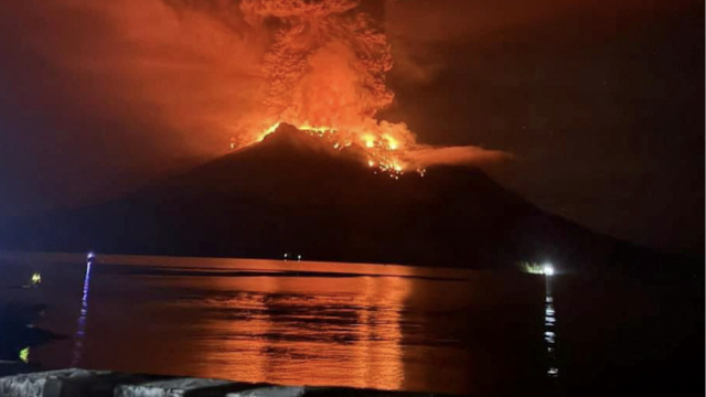 Tsunami possible in Indonesia as Ruang volcano experiences explosive eruption, prompting evacuations