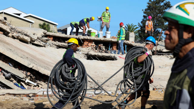 3 days after South Africa building collapse, hope fades for more survivors with 44 people still missing