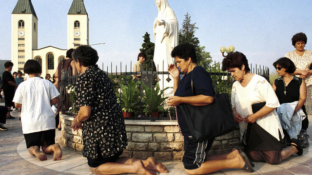 Vatican updates norms to evaluate visions of Mary, weeping statues as it adapts to internet age and hoaxers