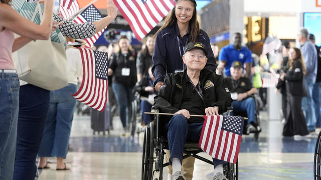 World War II veterans travel to France to commemorate 80th anniversary of D-Day