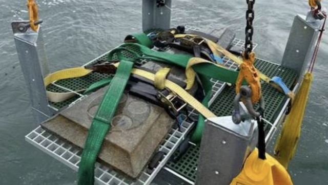 Massive "grave slabs" recovered from UK's oldest shipwreck