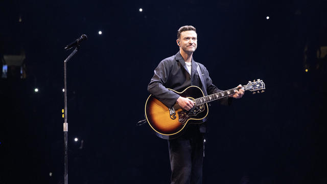 Justin Timberlake breaks his silence at Chicago tour stop: "It's been a tough week"