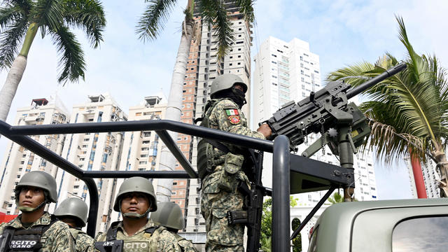 5 people, some with their hands tied and heads covered, found murdered on road leading to Acapulco