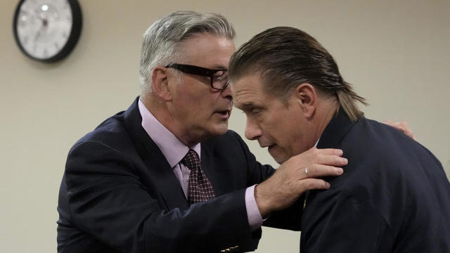 Alec Baldwin "Rust" shooting trial continues as prosecution builds case