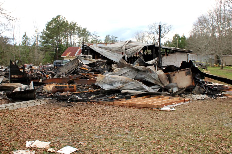 Federal Regulators Inspect a Mine and the Site of a Fatal Home Explosion Above It